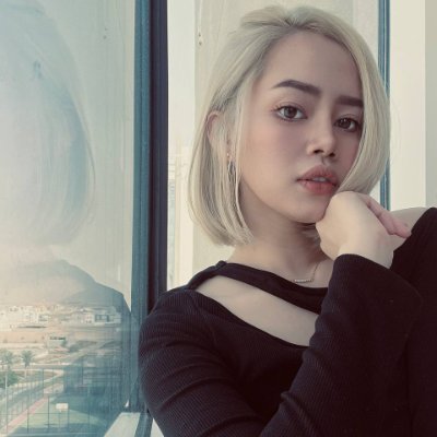 👗Fashion Designer | Redefining Elegance with Every Design💫
From sketch to runway, I strive to create fashion that empowers and inspires 🚫PORN 🚫Scam 🚫Bot