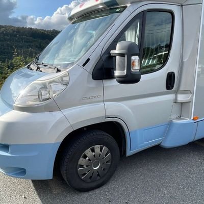 Vous rêvez de posséder un camping car et vous n'avez pas beaucoup d'argent ? Vous êtes au bon endroit, ici nous vous proposons des campings car d'occasion.