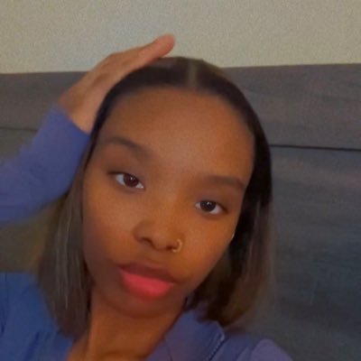 missladyyb_'s profile picture. 