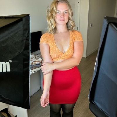 HannahWill96212's profile picture. 