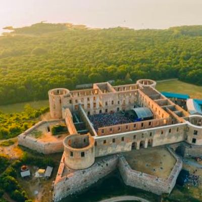 Gwenhwyfar000's profile picture. A malicious communications act.