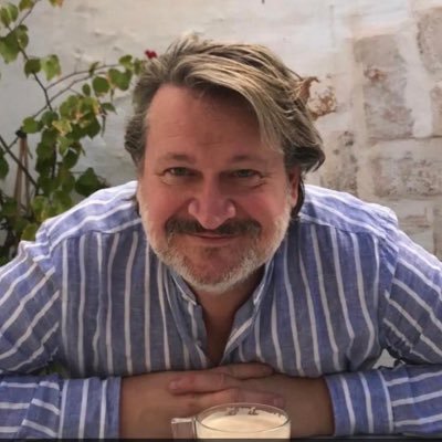 Find me on the other, current socials. I'm Hein Kuenen. VoIP evangelist, Hosting/Domainsmaster, Hypnotherapist, Idea creator, Entrepreneur.