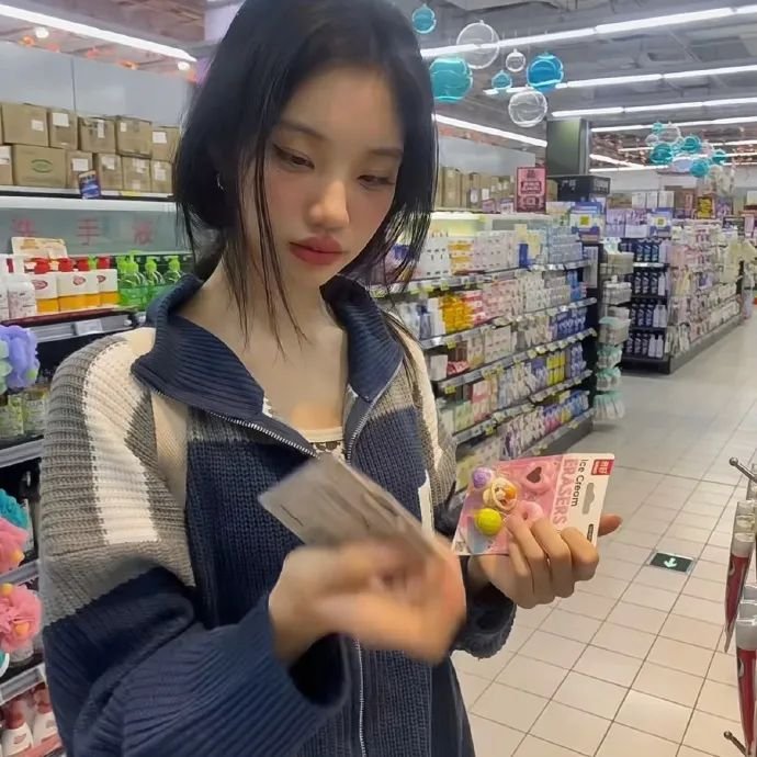 mary52911941821's profile picture. ♥♥同城真心线下🈷唯一推特号👉@JieJing71622👈 蛋蛋后粉色系小学妹。可甜可咸,可69.只要你真心，妹妹必尽心。粉色系妹妹等你——————无定金，无门槛—————非诚勿扰————要定金门或者门槛费的都是骗子！！！！！