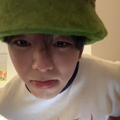 ikanairmanis's profile picture. 01