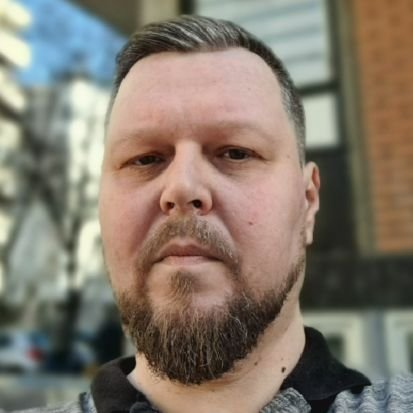 vihor77's profile picture. 