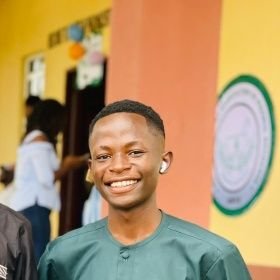 chibuikepascal_'s profile picture. Student → Found 𝕏 • Helps individuals scale their income online and also share my story as I grow • Tweet on sales and 𝕏 growth