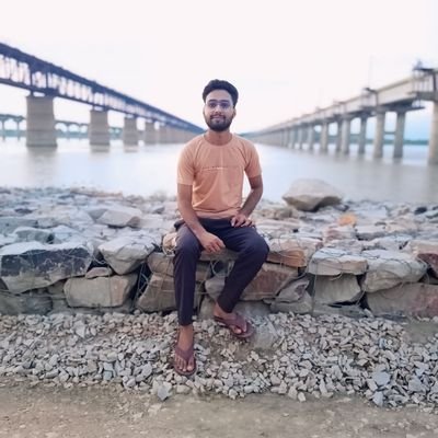 saurabh83855891's profile picture. जय श्री कृष्णा 🙏🙏

from allahabad University(Oxford of east)
🎯 Setting goals and working relentlessly.