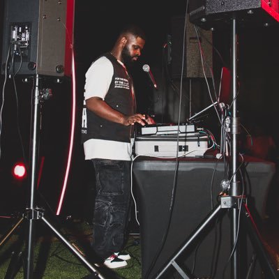 DjSloppyJoe's profile picture. God First | Professional Dallas DJ | Electrical Engineer @ HZ | SFA Alumni | RIP Chase | RIP CT | RIP DJ Kidd | IG: TheRealDjSloppyJoe | #ItsSloppyJoeTime