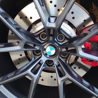 eiBQXzT45y64774's profile picture. 