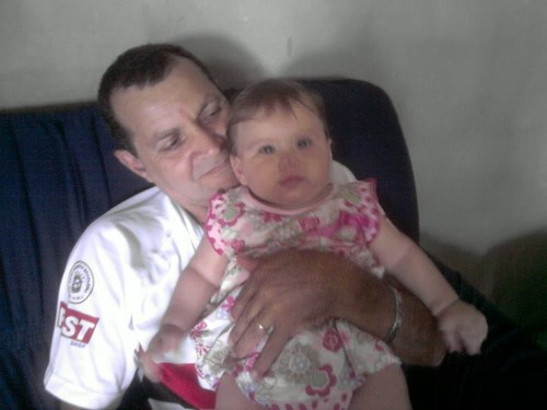EU SOU MUITO FELIZ PORQUE SOU FILHO DE UM D E U S  VIVO. Sou um cristão