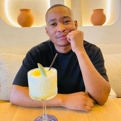 whoiskhutso's profile picture. LIVE LOVE & LAUGH

| Polokwane 🏠 | Johannesburg 📍