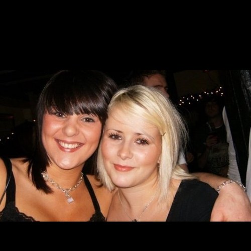 Abzabby's profile picture. Full time mummy which I wouldn't change for the world!!