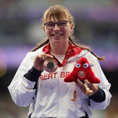 Anna Nicholson Profile