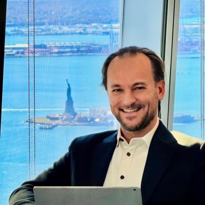 real estate & tech investor/ waterskier & alpineskier / father and husband 🇬🇷🇺🇸🇦🇲