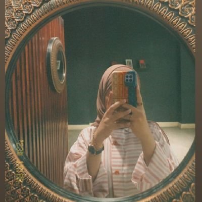 MaiKhal00354430's profile picture. just living