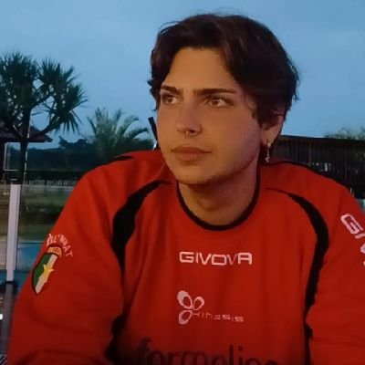 leo_berthou's profile picture. Warzone Player