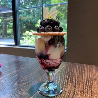 shocomngs's profile picture. がんばりたいけどがんばれない日々をどうにかよく生きたい。 手帳・文房具・カフェ・山登り（お休み中）・おでかけ・工芸品・特産品・本・競馬　無言フォロー失礼します🙇‍♀️