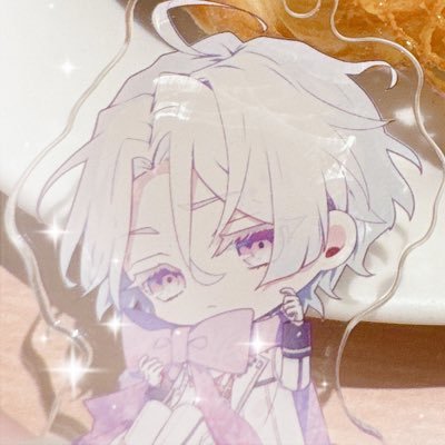 25↑絵とか文を上げるために作った垢ですが日常ツイが殆どです。お取り引きもします。ユークロ、アイナナ、エリオス、あんスタが好き。たまに別界隈も