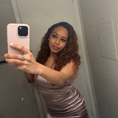 loveittay's profile picture. HamptonU Aluma