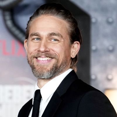 Fan page dedicated to celebrating the career of actor Charlie Hunnam since Sept. 2011 •Charlie is NOT on social media! → admin: @geekxgirl