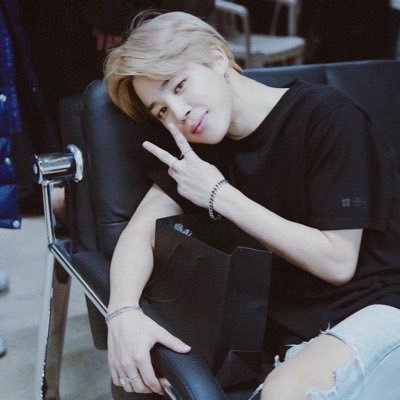 yarzoooo's profile picture. 22