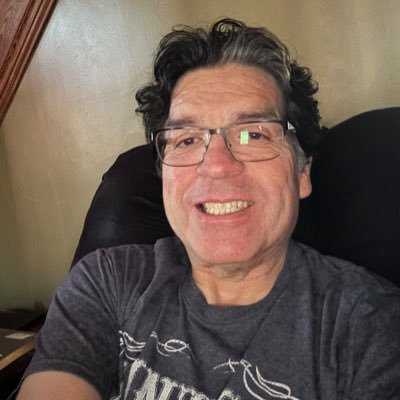 Representative of my Savior Jesus Christ.Singer, songwriter,husband and a Poppi. I’m a ♥️ty all the time This 12/3 I’ll be brain cancer free 33 years.