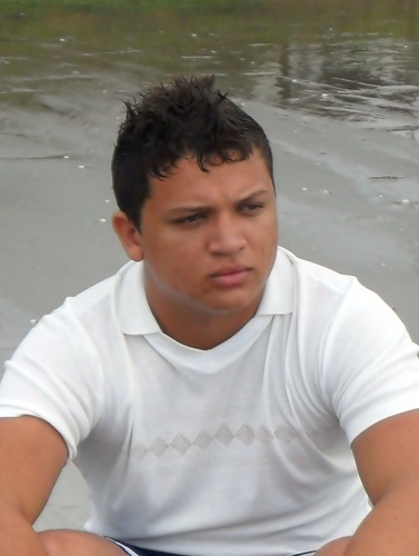 thiaaggohenrik's profile picture. Qualque coisa Add ae Orkut ; http://t.co/eGQQJpFkNY