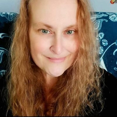Currently busy downloading my midlife crisis. Random tweeter, abuser of profanity, fake people suck, Queen of the typo. #ProudDemocrat 💞🐾