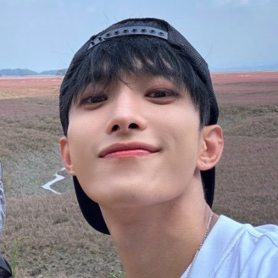 ↳ signed up to be in a kpop fandom but now is part of an anarchist movement • SEVENTEEN ❤️ • she/her • INTP • 20+ yo • saw ateez 230826 🇧🇷𓂃𓂃𓊝𓄹𓄺𓂃𓂃