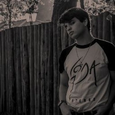 SbSnowbox's profile picture. 