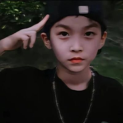 湖北黄冈男m，接受圈养调教，目前在寻找有工具有场地的主人，是一个接受开发，听话的贱狗，也接受短期的，仅限附近和长沙，欢迎各位主人私信