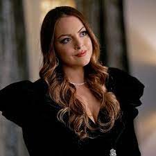 the devils princess who is waiting to make her return to sef and get revenge on the bitches who turned against me, iam very sinister so don't get in my way