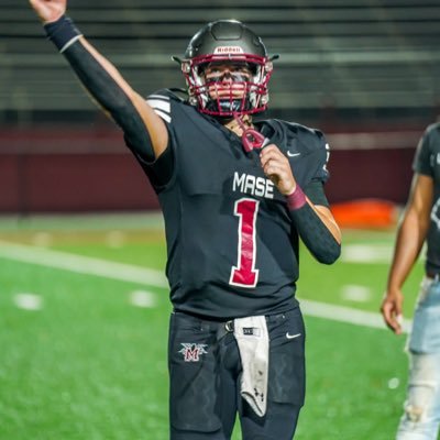 ⭐️ 🏈 QB, 6’2 foot, 210lbs, CO’2025,     *8 OFFERS* , GPA-4.0,                         NCAA ID# 2406323996 | Email-bdwhittaker57@gmail.com | Cell- 901-413-321.