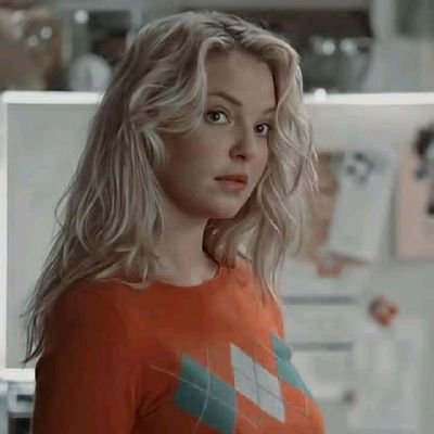 smeyalata's profile picture. ｡ﾟﾟ･｡･ﾟﾟ｡ 
ﾟ。 𝒄𝒂𝒕 𝒎𝒐𝒎
　ﾟ･｡･ﾟ