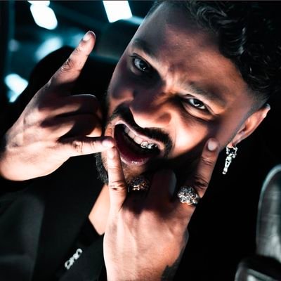 tihsrah26's profile picture. 2 id suspend kara chuka hu🙂