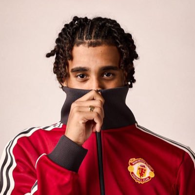 lux_utd's profile picture. || Honest and shameless football fan ||