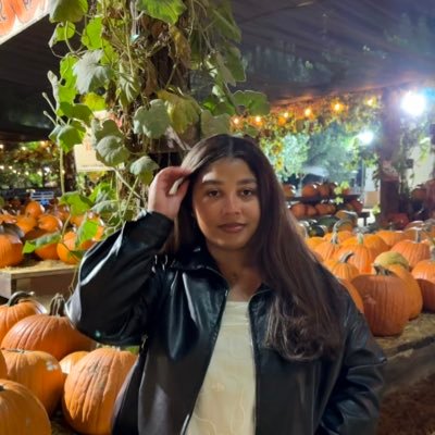 illyanayazmin's profile picture. 