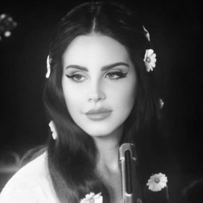lana deI rey stan/ if i follow you follow back NOT A BOT / Main Account @StormDelReys / @nyyankeesfan02 @Oilers_Man @DoggieRTC /IFB DM me if i didnāt