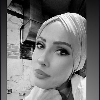 Hayata dair bütün öz deyerlerim  yer deyiştirdi💫💫