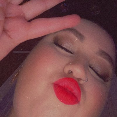 RickilynneD's profile picture. 29🔥 〰️ M.A.D💅🏻 〰️ Wife💍