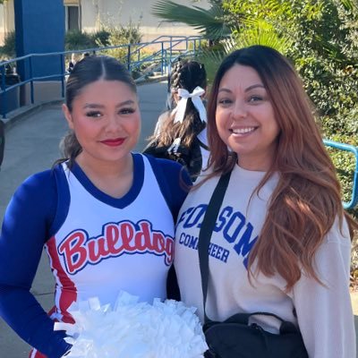 heyrahquel's profile picture. Mama to 3 badass athletes 🏈📣 @BayleeBRivera @DaymionRivera @Brodie_1x