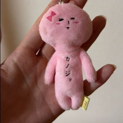 szU354CfWW60913's profile picture. 