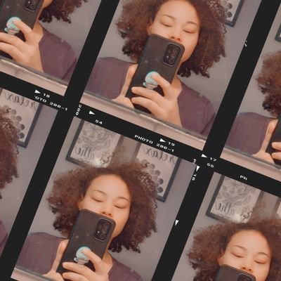 KaylaRoyal95's profile picture. https://t.co/htQEWZ7JgS

If I could think of anything brilliant to say, it'd go here!