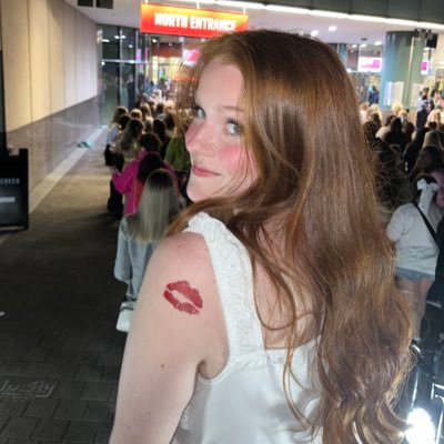 kenziebascue's profile picture. Taylor swift Vancouver 2024🤍 🐍REP STAN 🐍