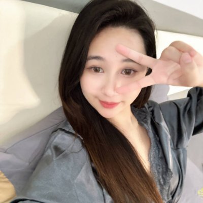 Vivian1970070's profile picture. From Thailand , immigrated to Florida, USA. Travel, do yoga, Real estate and business investments.