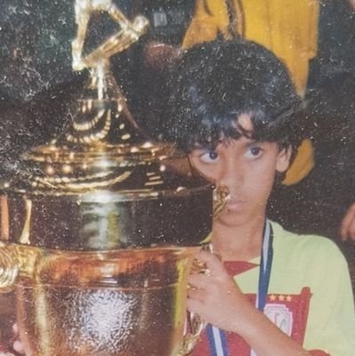 krtbtw_'s profile picture. pelas trincheiras