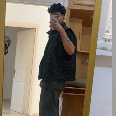 HaydenS8's profile picture. uzi saved me
