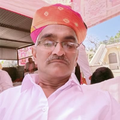 Puroh8Purohit's profile picture. @puroh8purohit 
🕉जय श्री राम🕉
सनातन_धर्म_सर्वश्रेष्ठ_है
 सनातनी हि फोलो करे  🙏🙏🚩