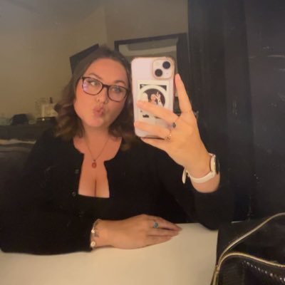 kylathede's profile picture. 