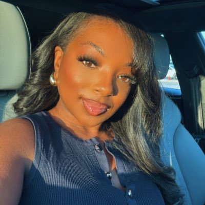 lifestyle and fashion influencer |Instagram : https://t.co/Xyti7N6niC_